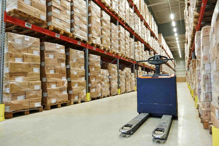 Adjustable pallet racking systems